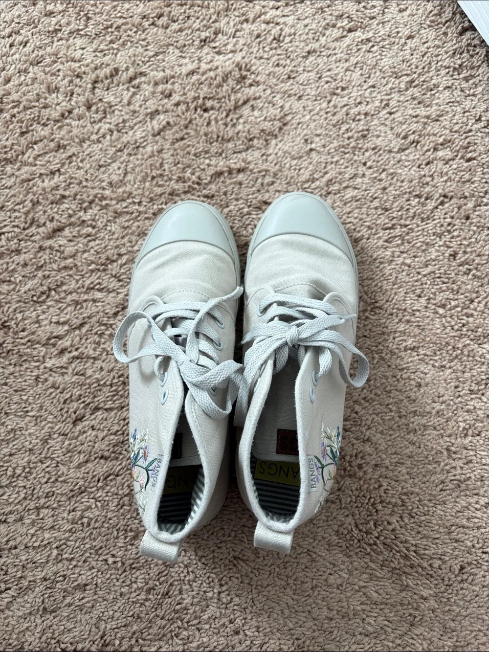 Canvas High-Top Sneakers with Floral Embroidery in Light Beige - Picture 3 of 4